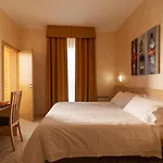 Hotel Mirandola Mirandola