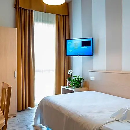 Hotel Mirandola Ξενοδοχείο Mirandola