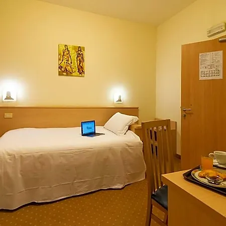 Ξενοδοχείο Hotel Mirandola Mirandola