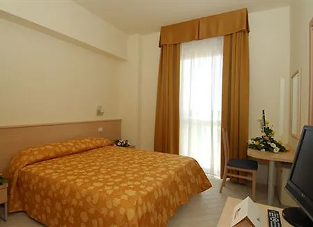 Hotel Mirandola 호텔 미란돌라