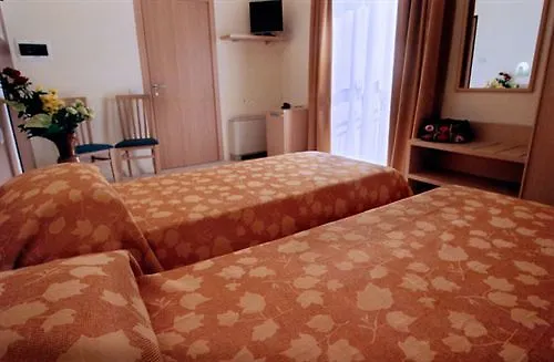 Hotel Mirandola Hotel 3*