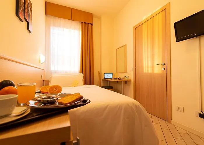 Hotel Mirandola Hotell Mirandola